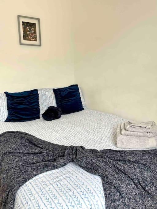 Apartment 2 Bdr Flat With Canal View London