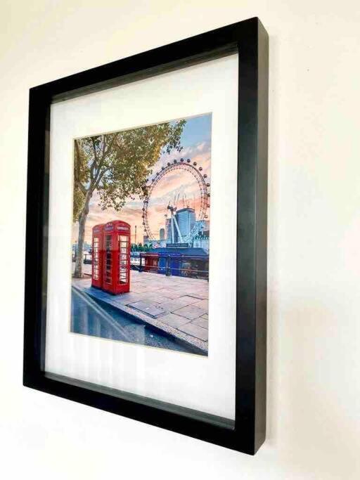 2 Bdr Flat With Canal View * London